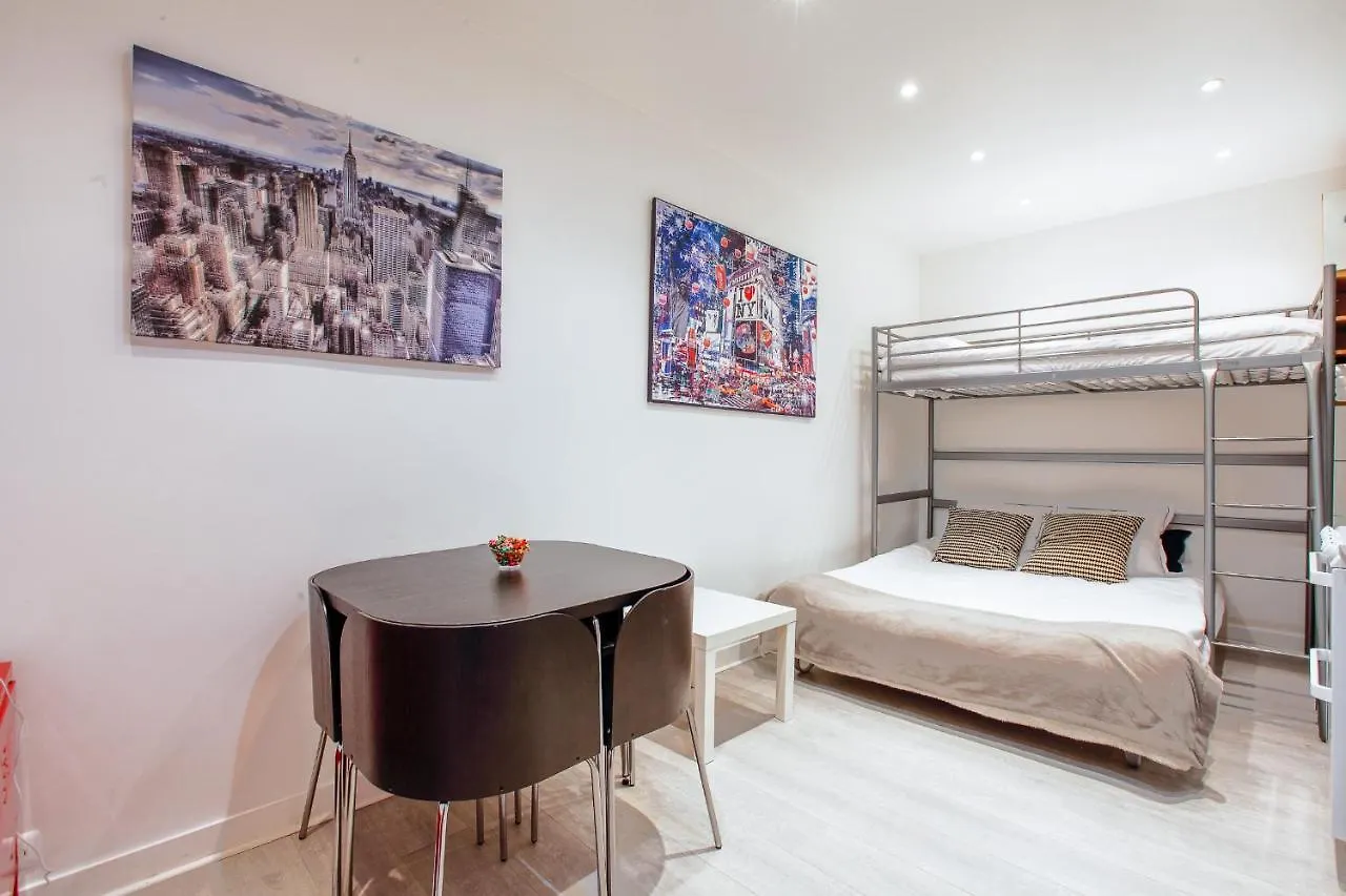 11 - Studio Design Champs Elysees *
